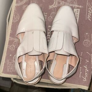 Zara platform clogs closed toe shoes sandals USED Bloggers Favorite